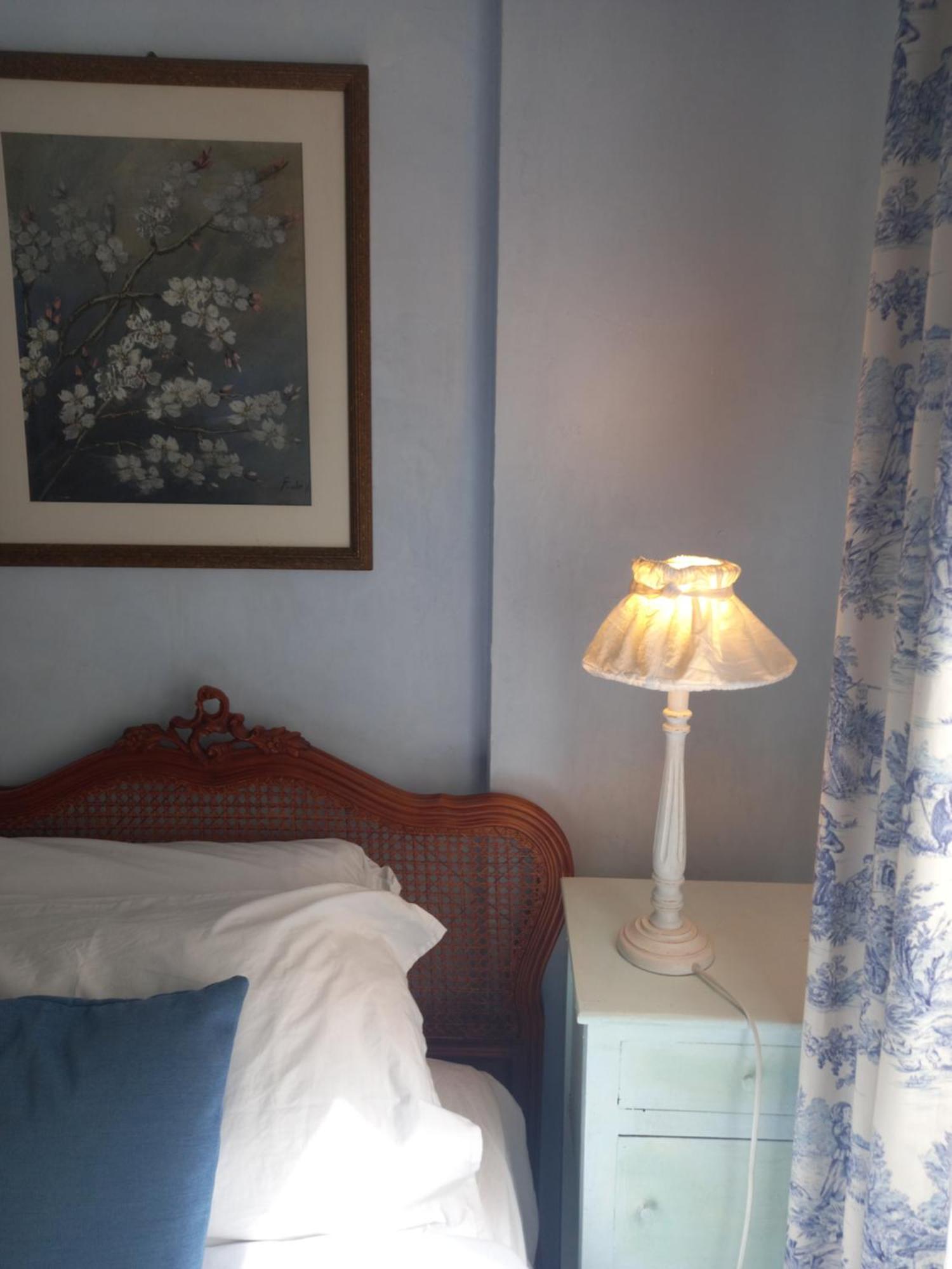 B&B Le Camelie Del Bosco Baiardo Zimmer foto